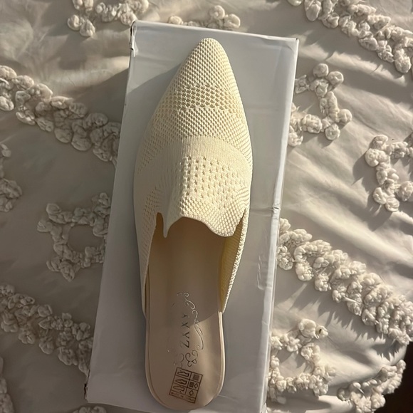 Brand new, never worn. Don’t fit me - Picture 2 of 3